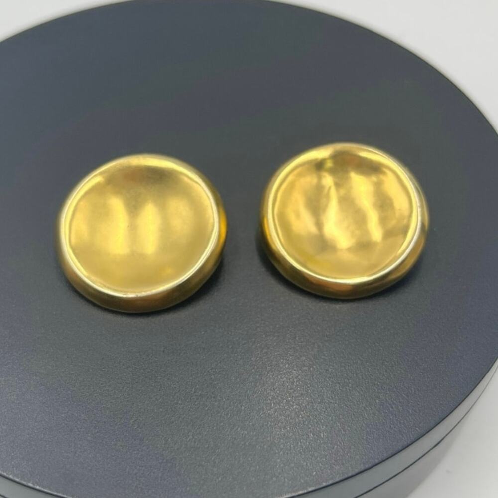 Robert Lee Morris Designer Signed‎ Vintage Gold Tone Round Dome Clip-On Earrings